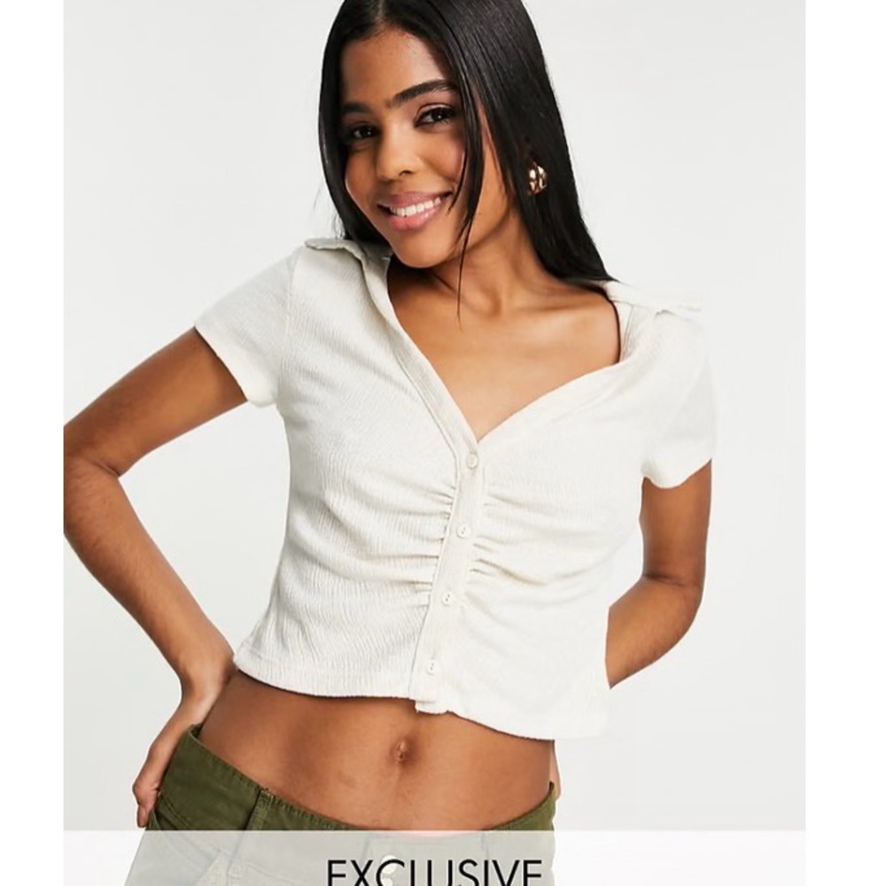 Stradivarius Cream Button-Up Crop Top